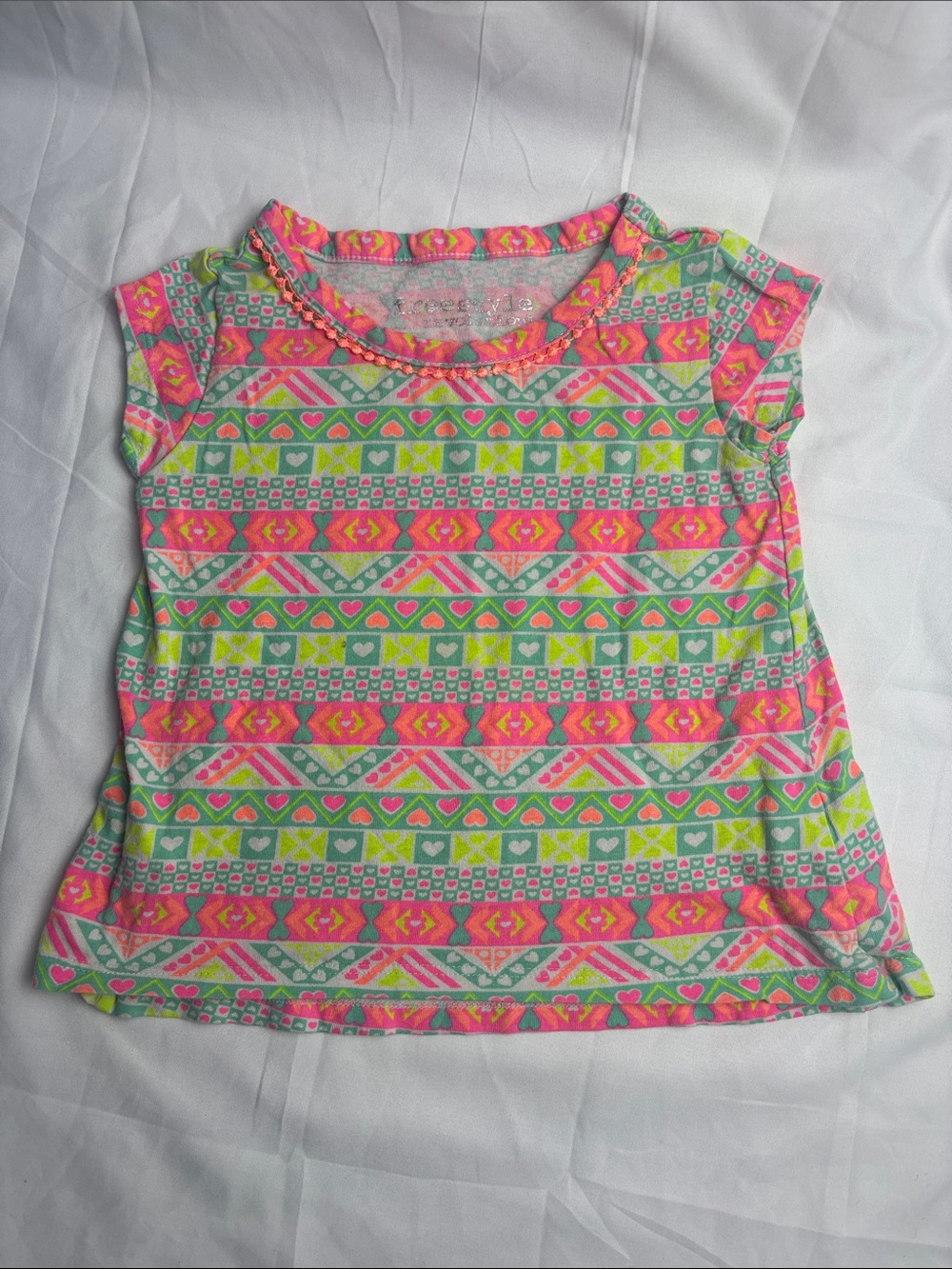 Toddler Girls’ Shirt. Freestyle Revolution. Neon colors. Size 2T